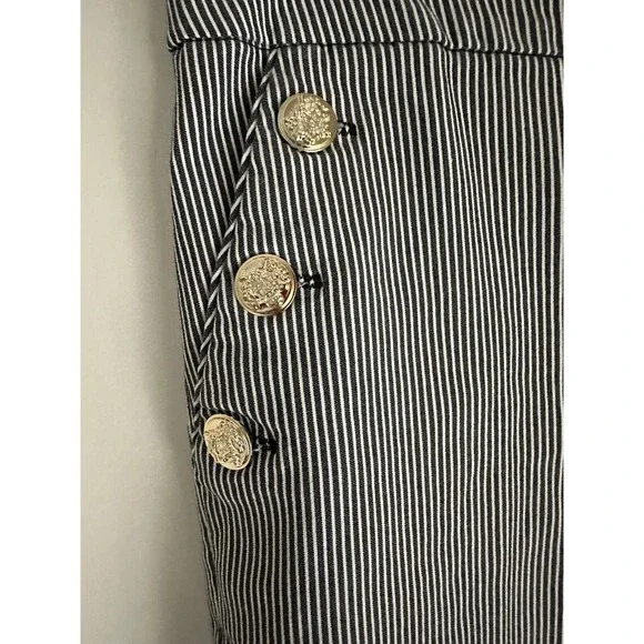 Liz Claiborne Bermuda Shorts Womens Small Black White Stripe Gold Buttons - Picture 3 of 6